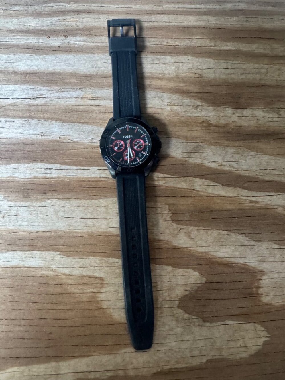Fossil Mens Retro Traveler CH2874 Chronograph Watch New Battery Black Red - Picture 3 of 6